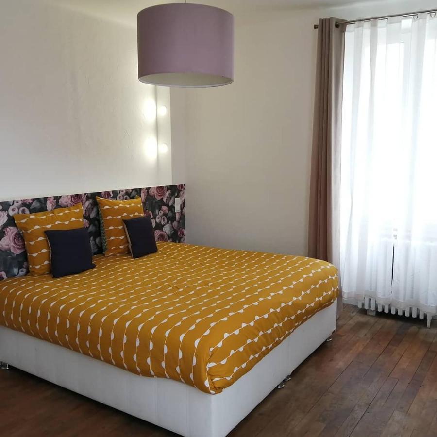 Le Relais Des Roses- Chambres D'Hotes Vatan Exterior photo