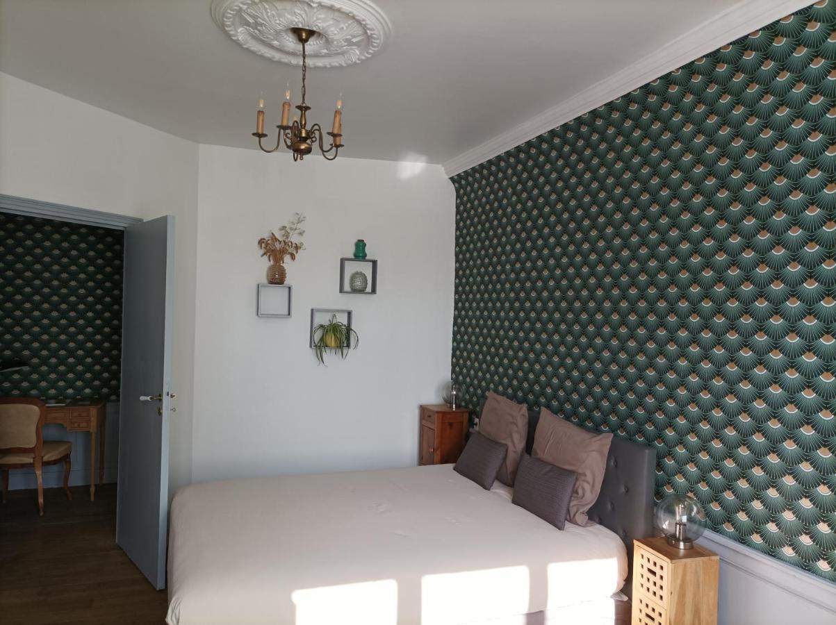 Le Relais Des Roses- Chambres D'Hotes Vatan Exterior photo