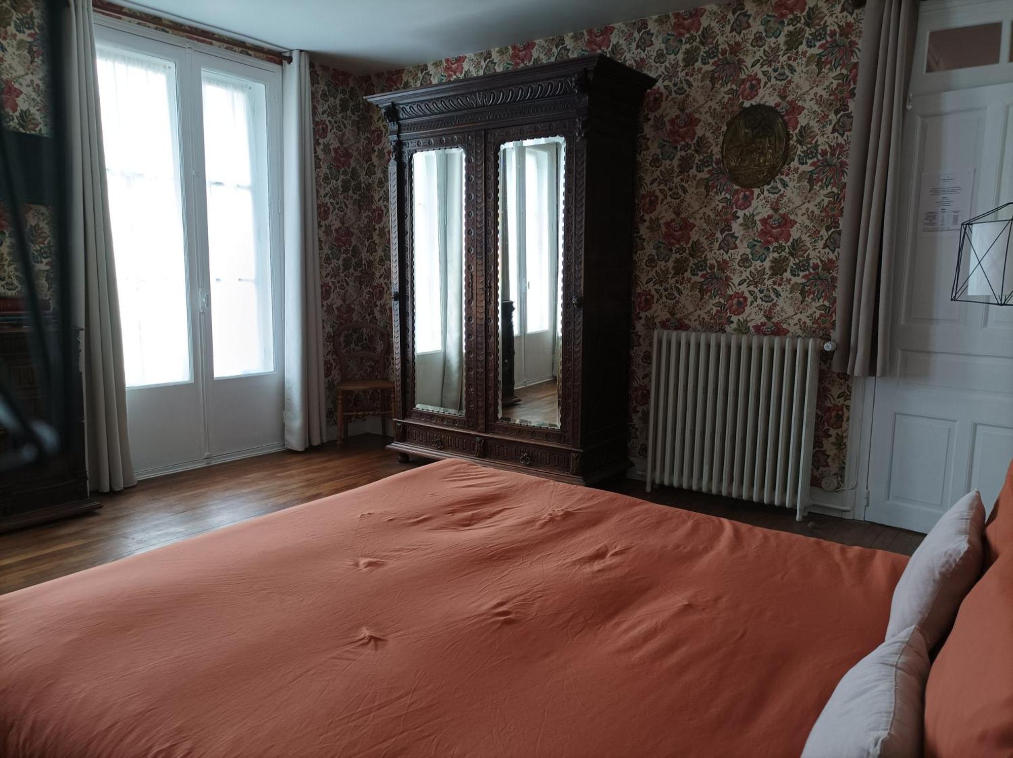 Le Relais Des Roses- Chambres D'Hotes Vatan Exterior photo