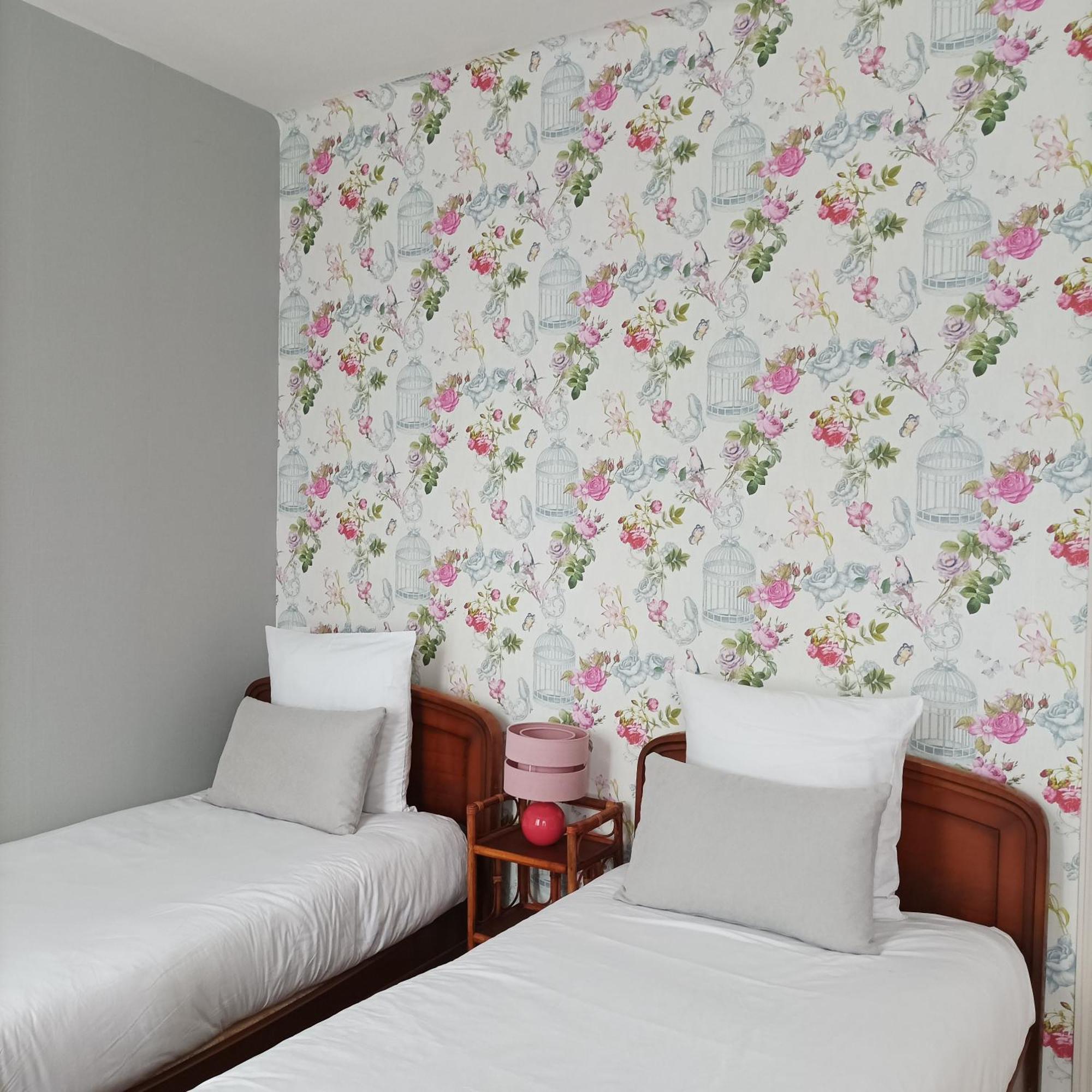 Le Relais Des Roses- Chambres D'Hotes Vatan Exterior photo